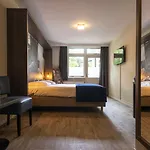 Szálloda De Hoeve 3*