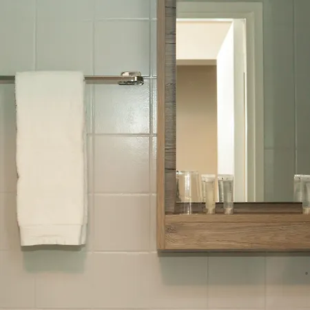 De Hoeve Hotel