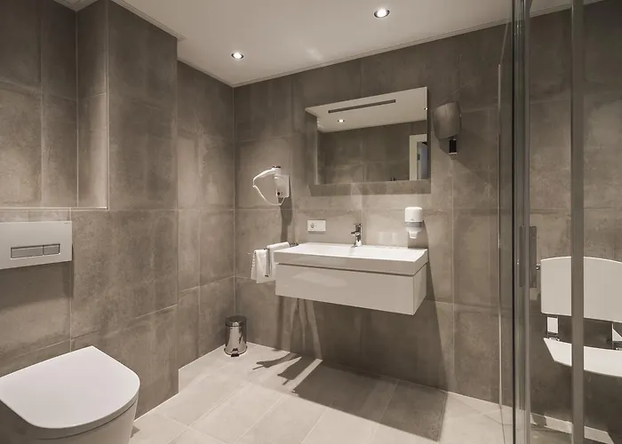 De Hoeve 3* נונספייט